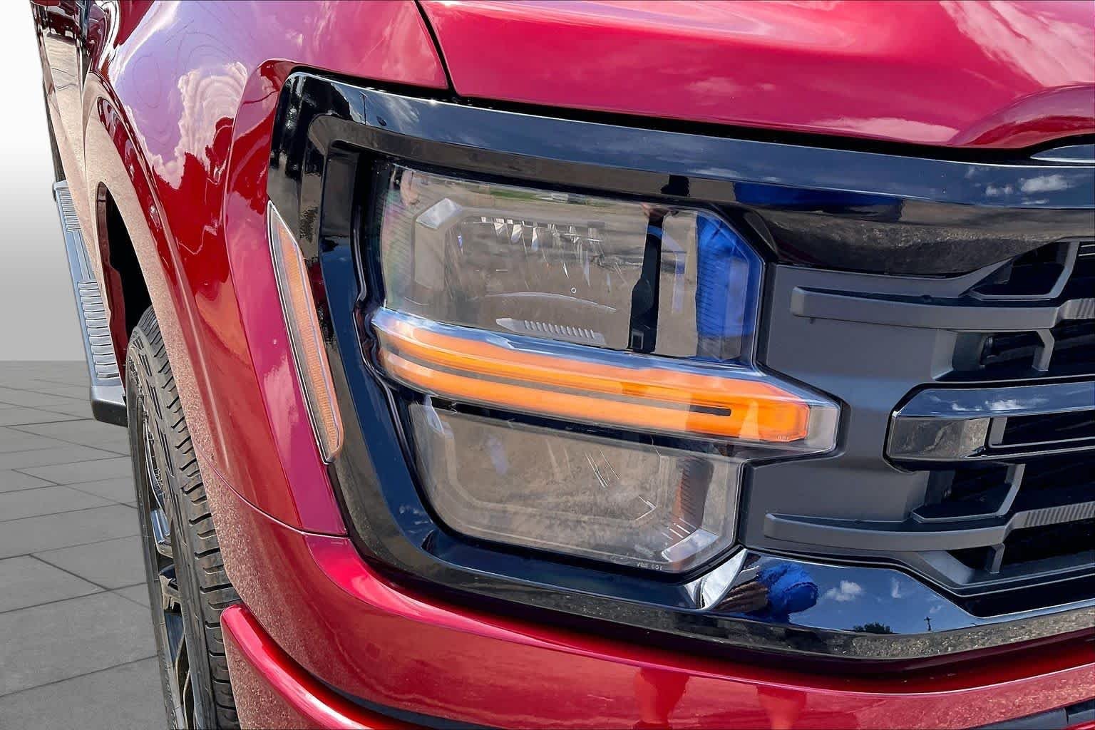 New 2026 Ruby Red Metallic Tinted Clearcoat Ford XLT image 13