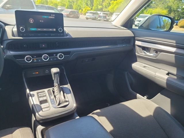 2025 Honda CR-V LX - Photo 11