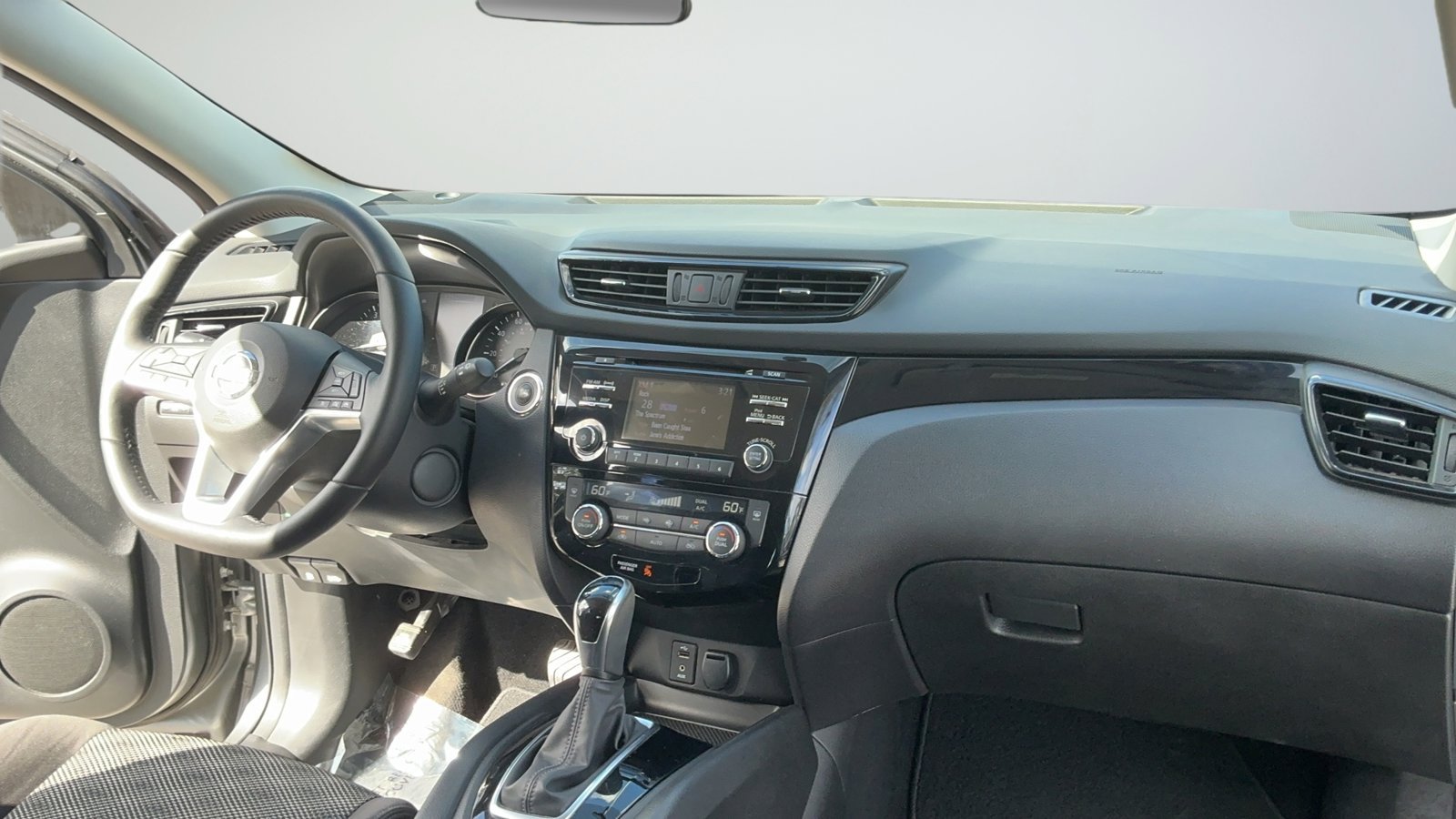 Certified Used 2017 Gray Nissan SV image 39