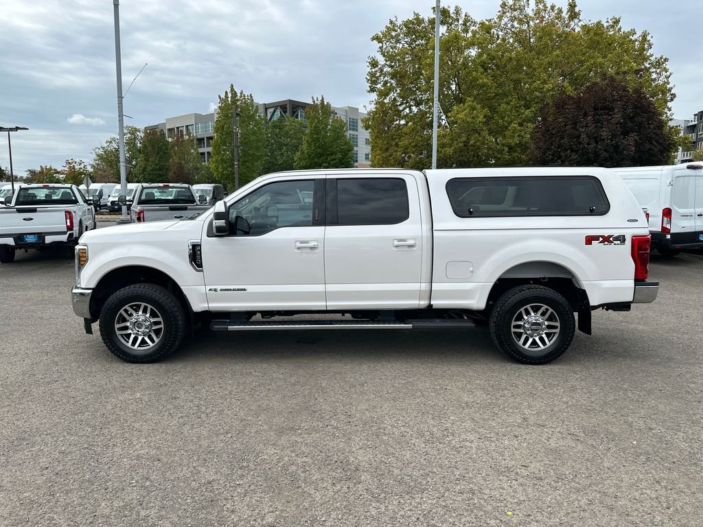 Used 2019 White Ford Lariat image 3