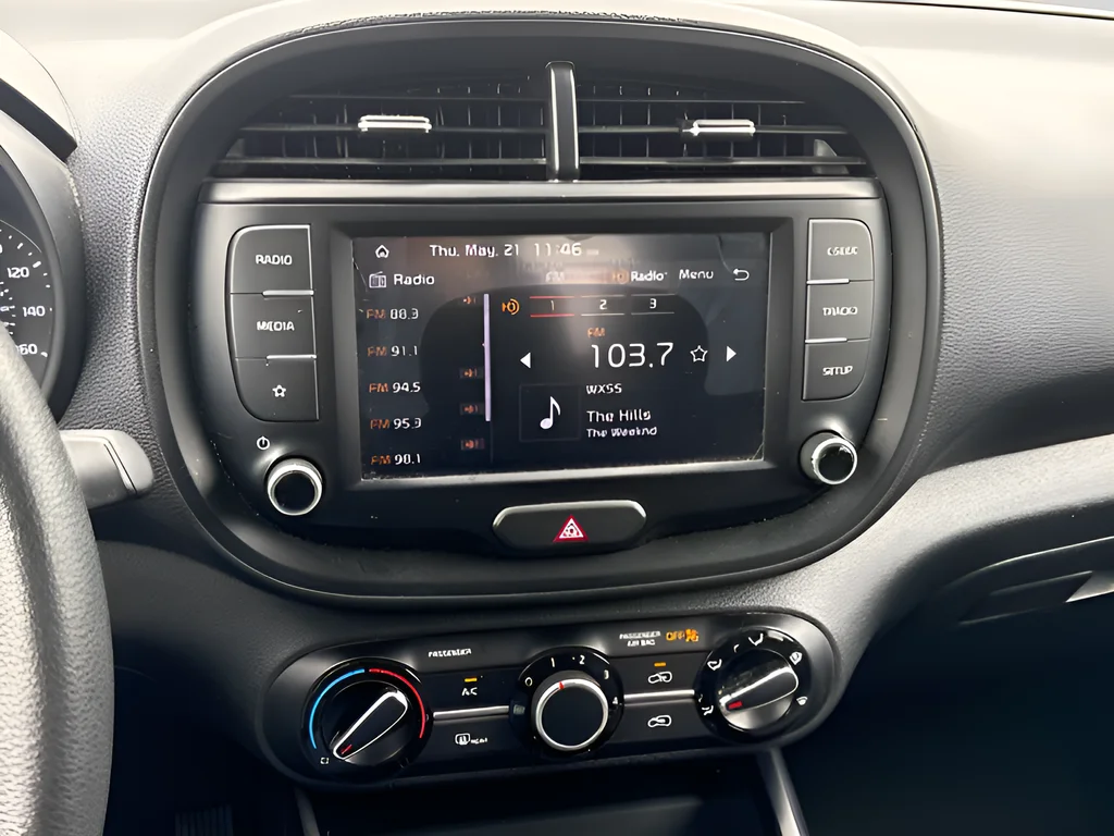 Used 2022 Black Kia LX image 14