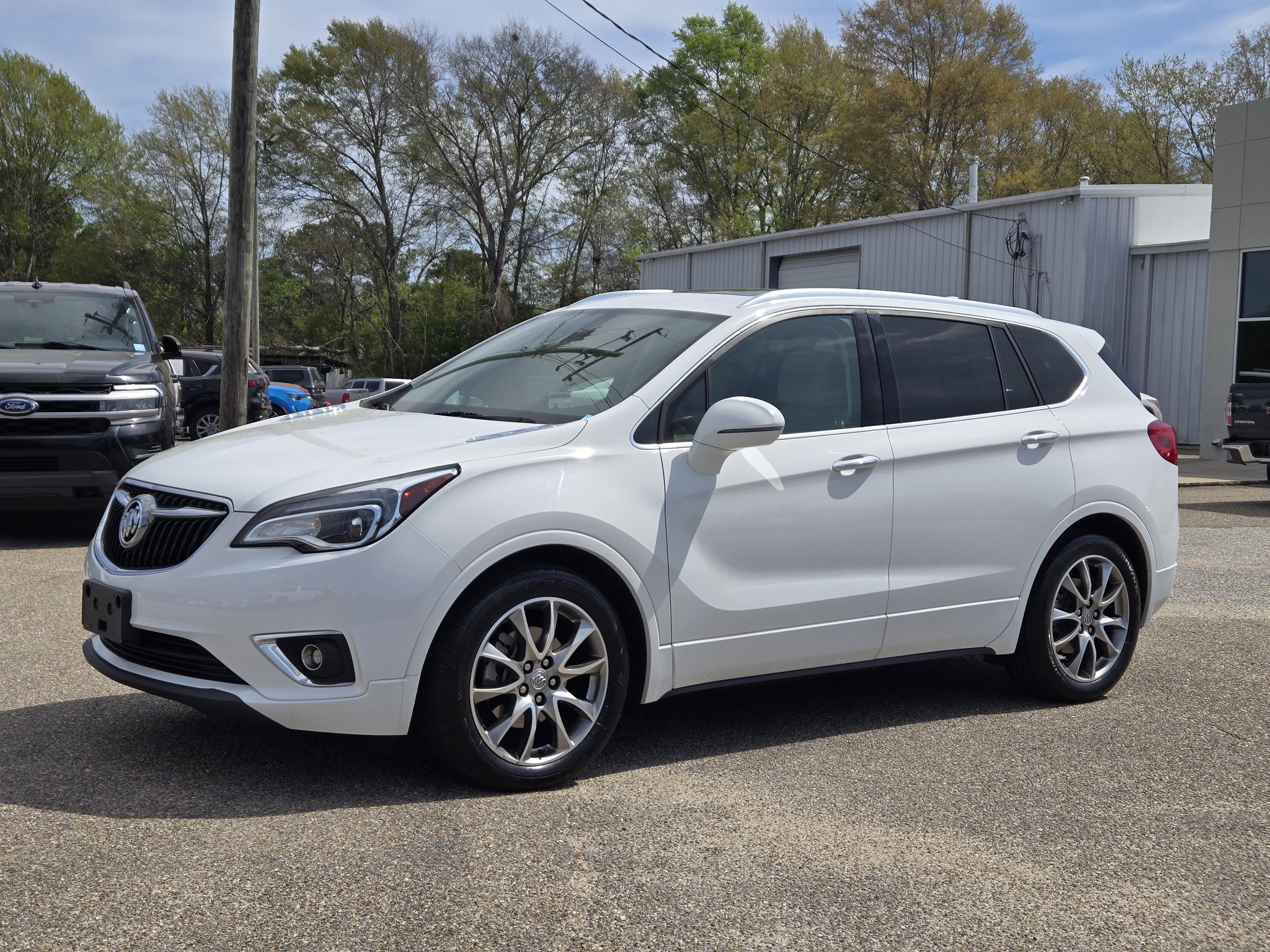 2020 Buick Envision Essence FWD's photo
