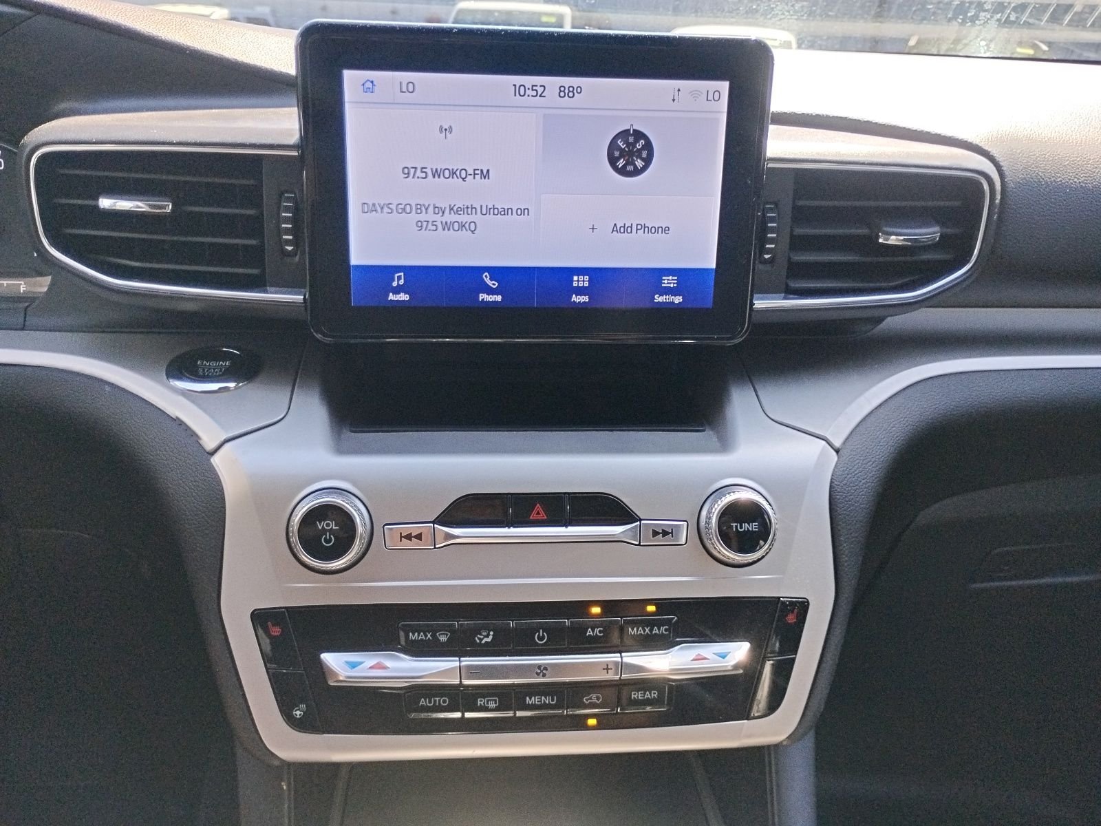 Used 2022 White Ford XLT image 27