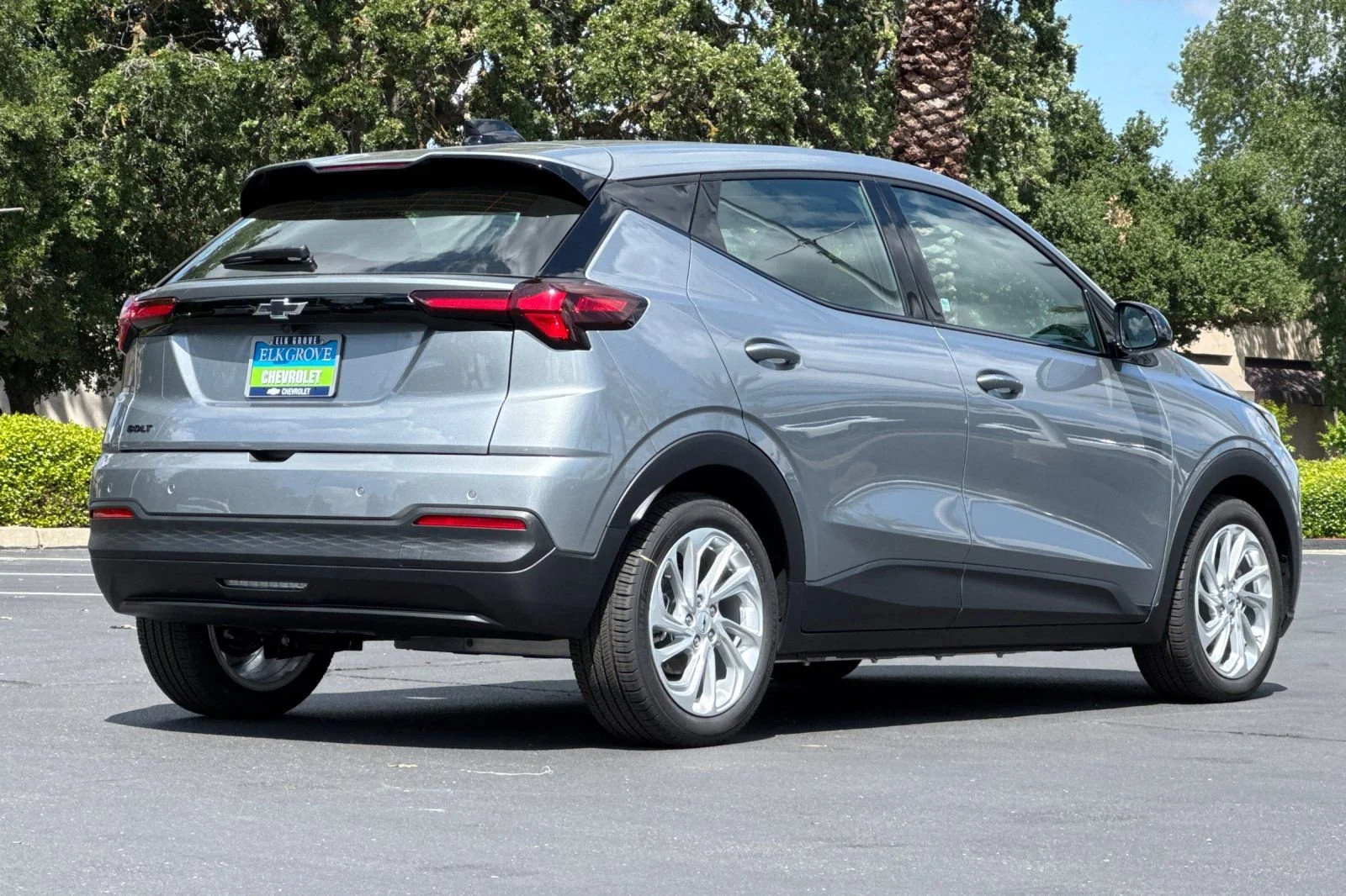 New 2027 Sterling Grey Metallic Chevrolet LT image 3