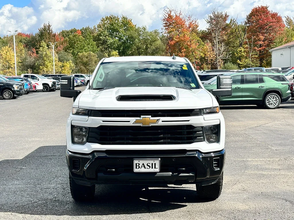 Used 2026 Summit White Chevrolet Custom image 3