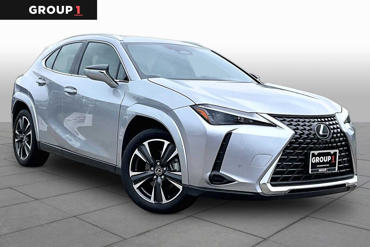 Certified Used 2025 Iridium Lexus Premium image 3