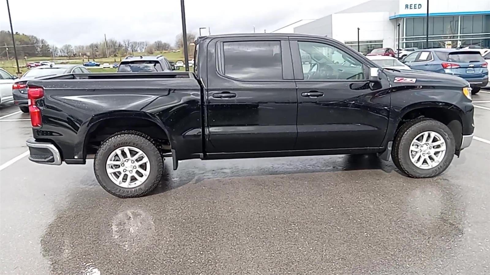 2026 Chevrolet Silverado 1500 LT - Photo 9