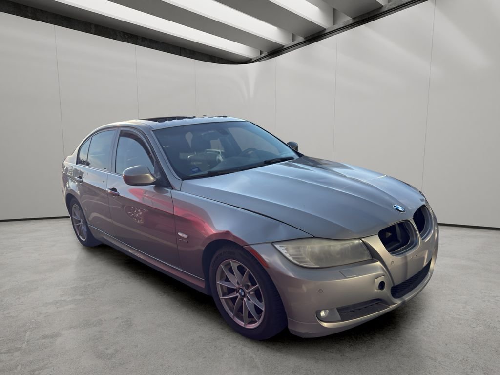 Used 2010 Titanium Silver Metallic BMW 328i xDrive image 6