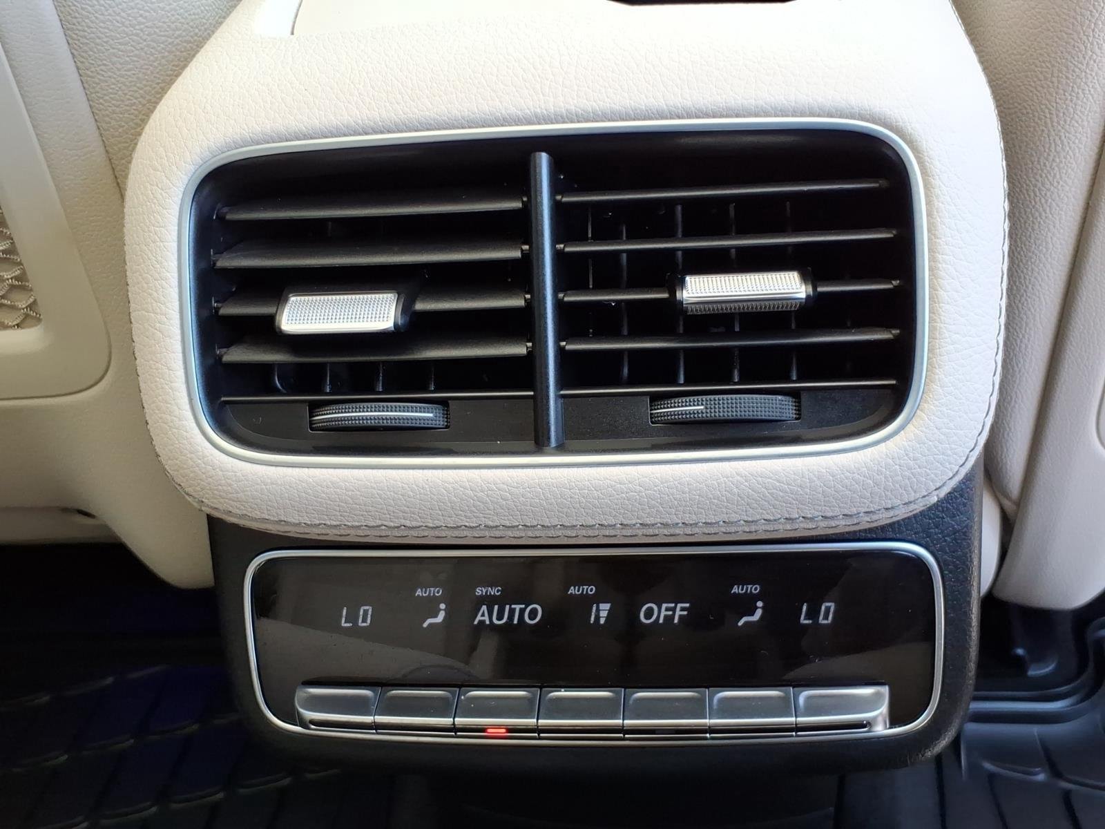 Certified Used 2026 Polar White Mercedes-Benz GLS 450 image 29