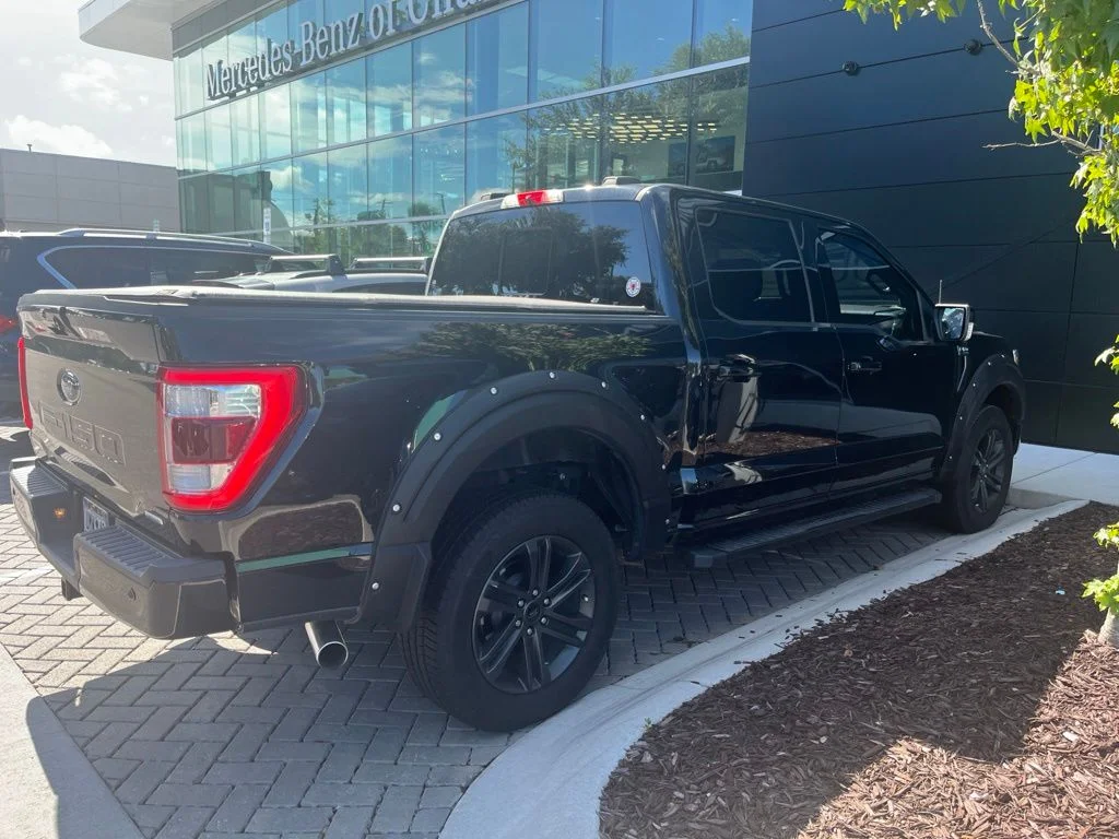 Used 2022 Black Ford Lariat image 6