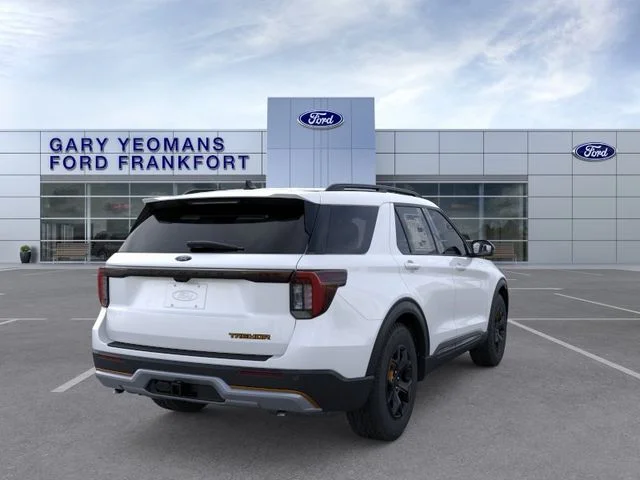 New 2026 Star White Metallic Tri-Coat Ford Tremor® image 8