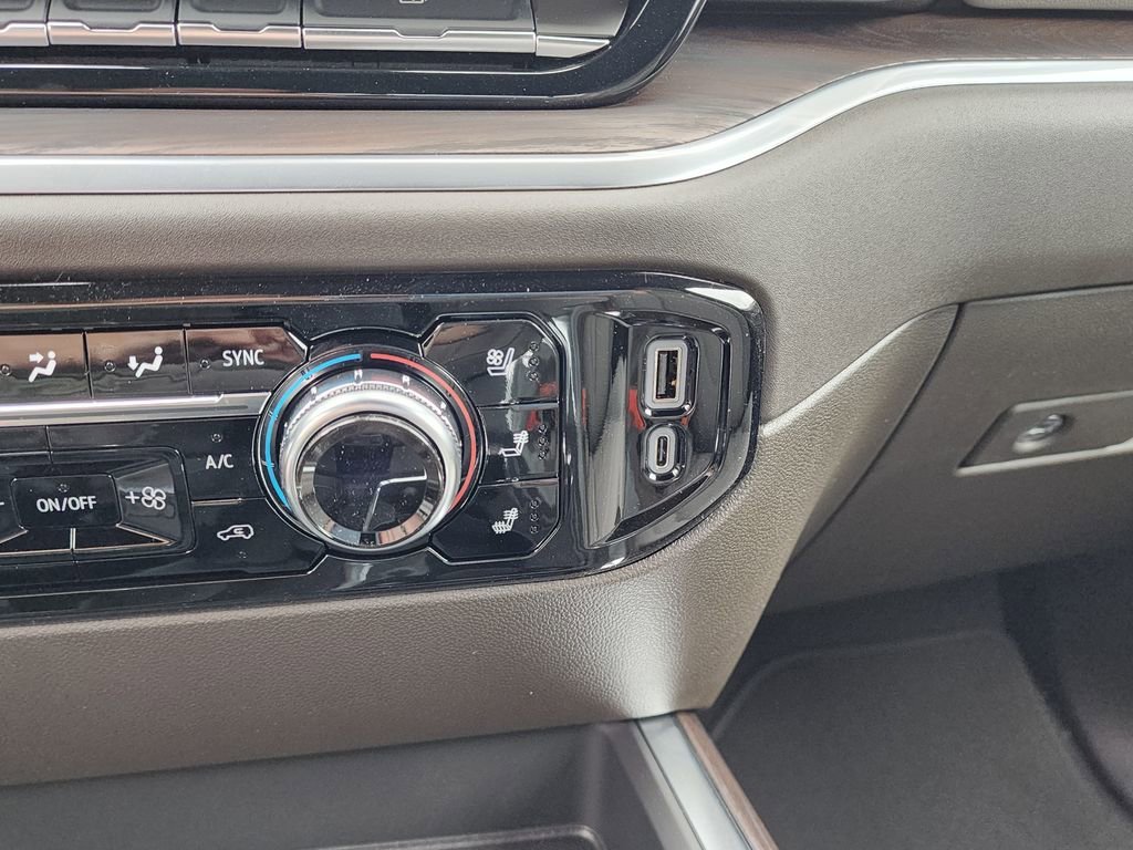 2026 GMC Sierra 1500 SLT - Photo 29