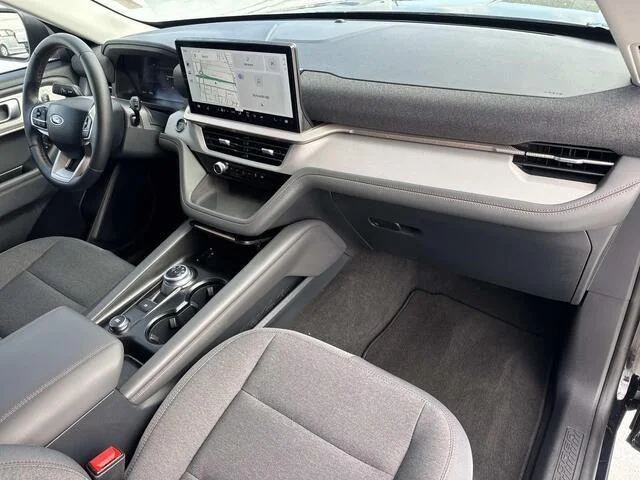 2025 Ford Explorer Active - Photo 12