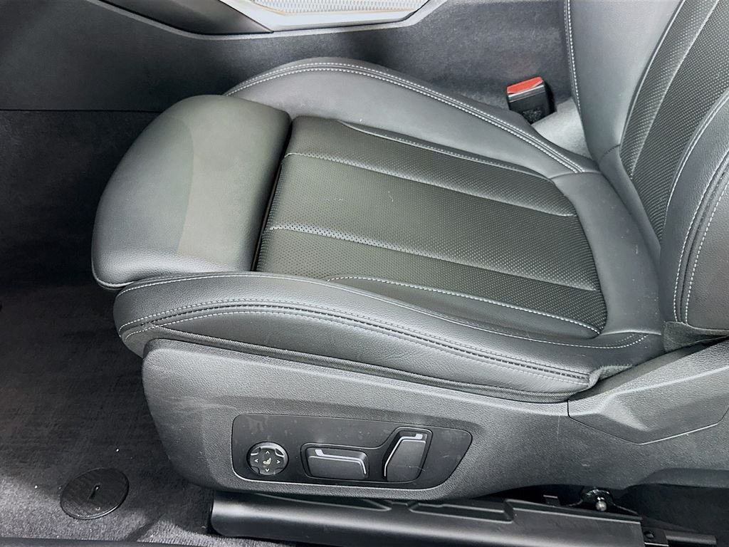 2025 BMW 4 Series 430i - Photo 20