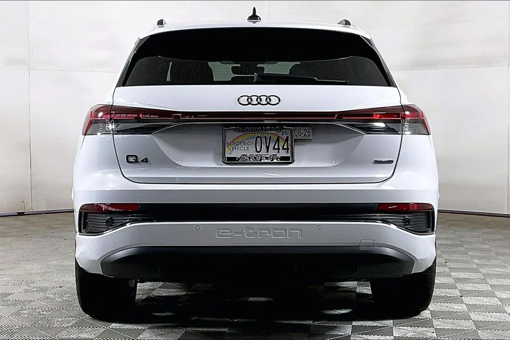 Used 2024 White Audi Premium Plus image 3