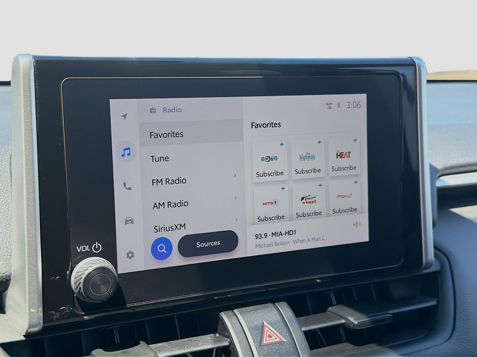Used 2024 Ice Toyota XLE image 10