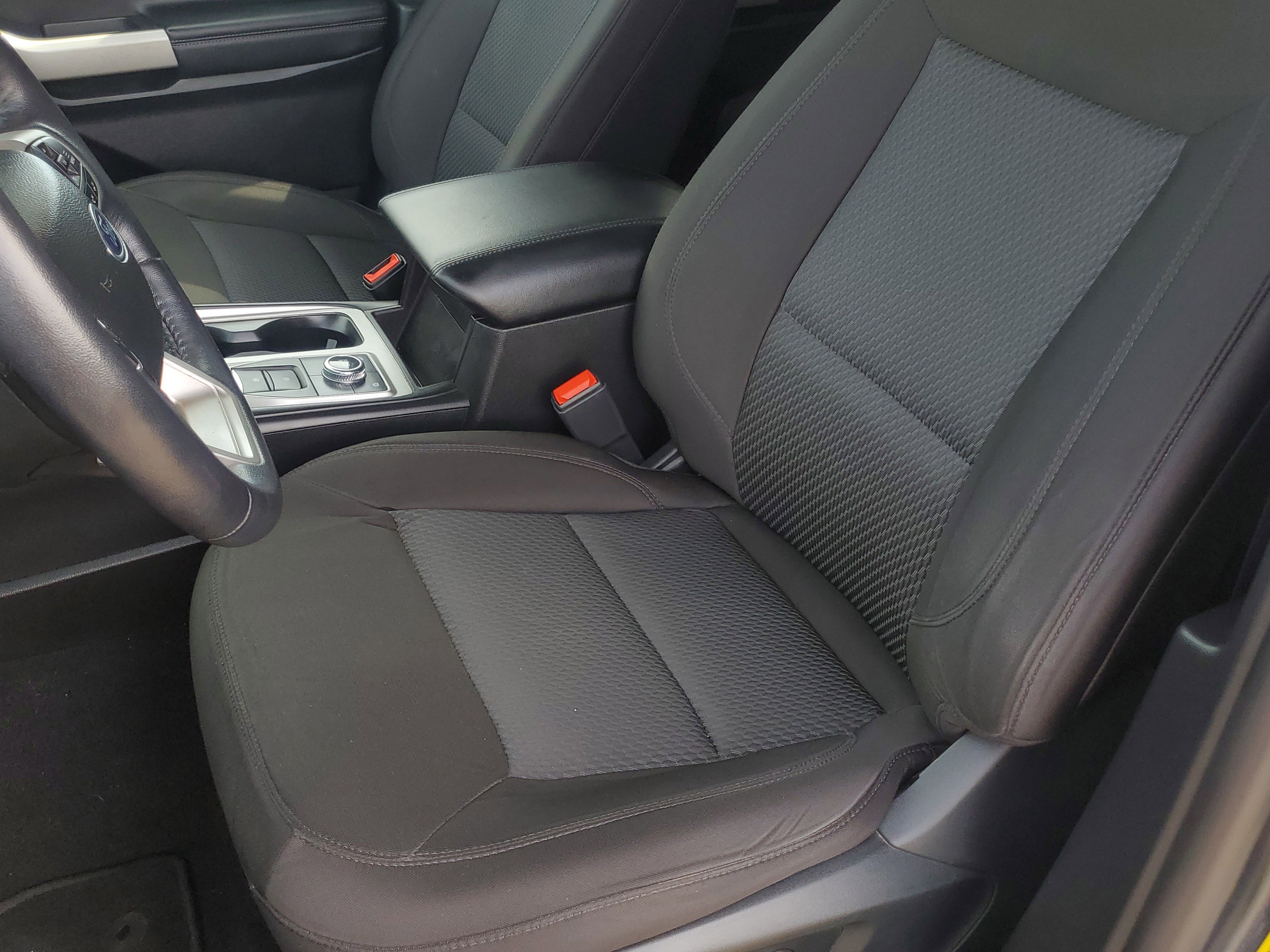Used 2023 Blue Ford XLT image 18