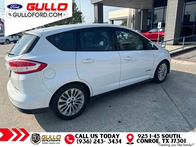 Used 2018 Oxford White Ford SE image 4