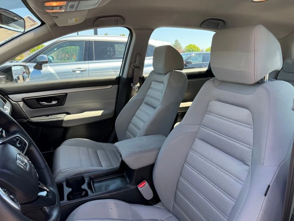 Used 2019 Lunar Silver Metallic Honda LX image 14
