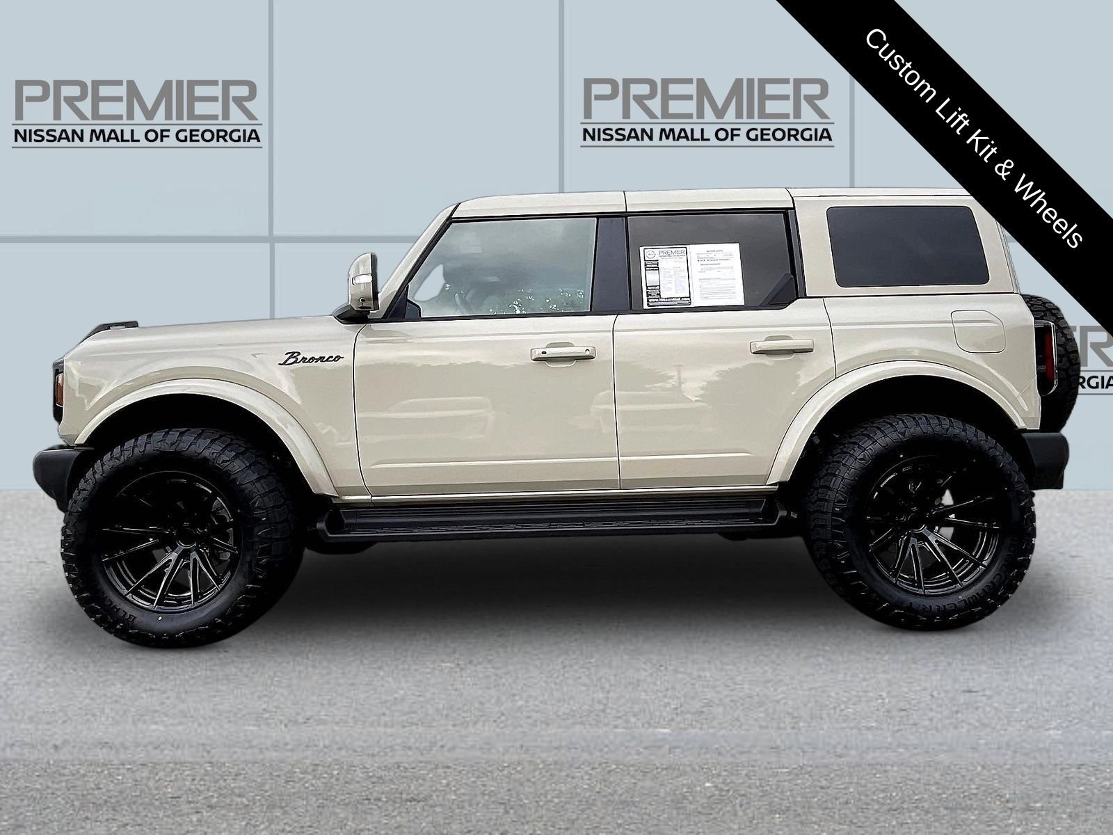 Used 2025 Beige Ford Outer Banks image 4