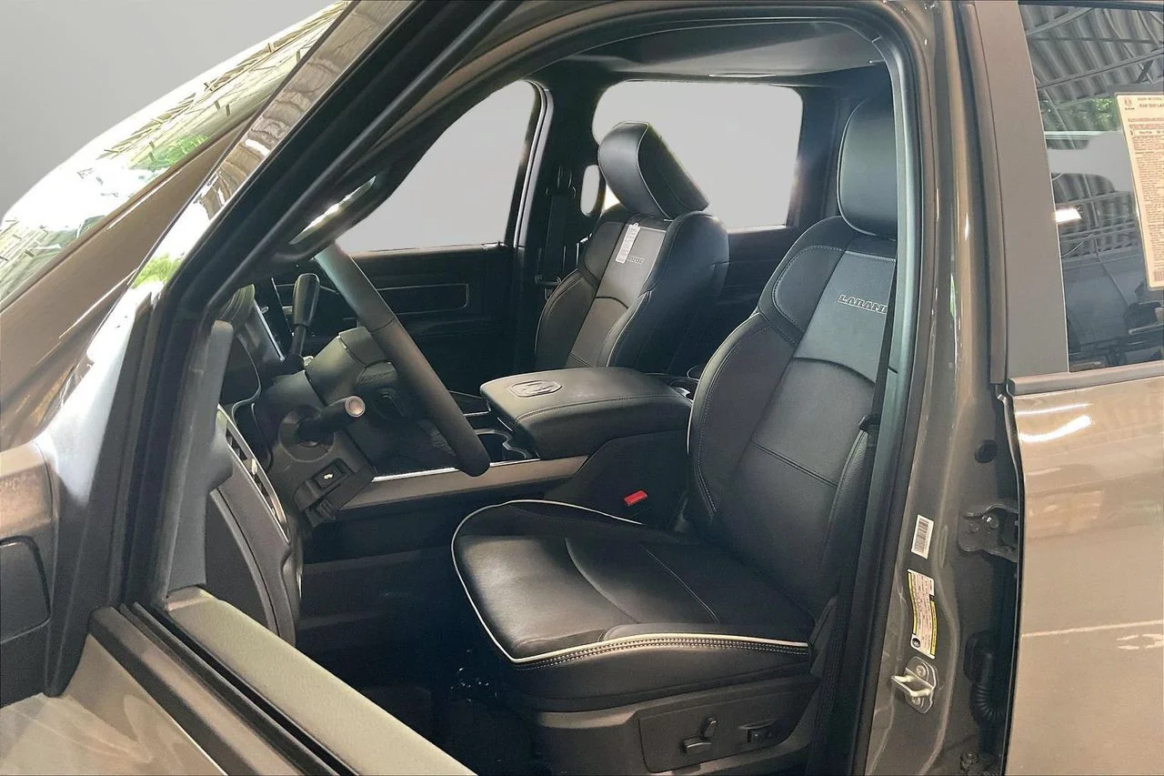 New 2026 Ceramic Gray Clear-Coat Exterior Paint RAM Laramie image 19