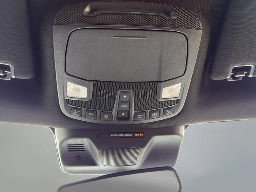 Used 2024 White Ford Limited image 35