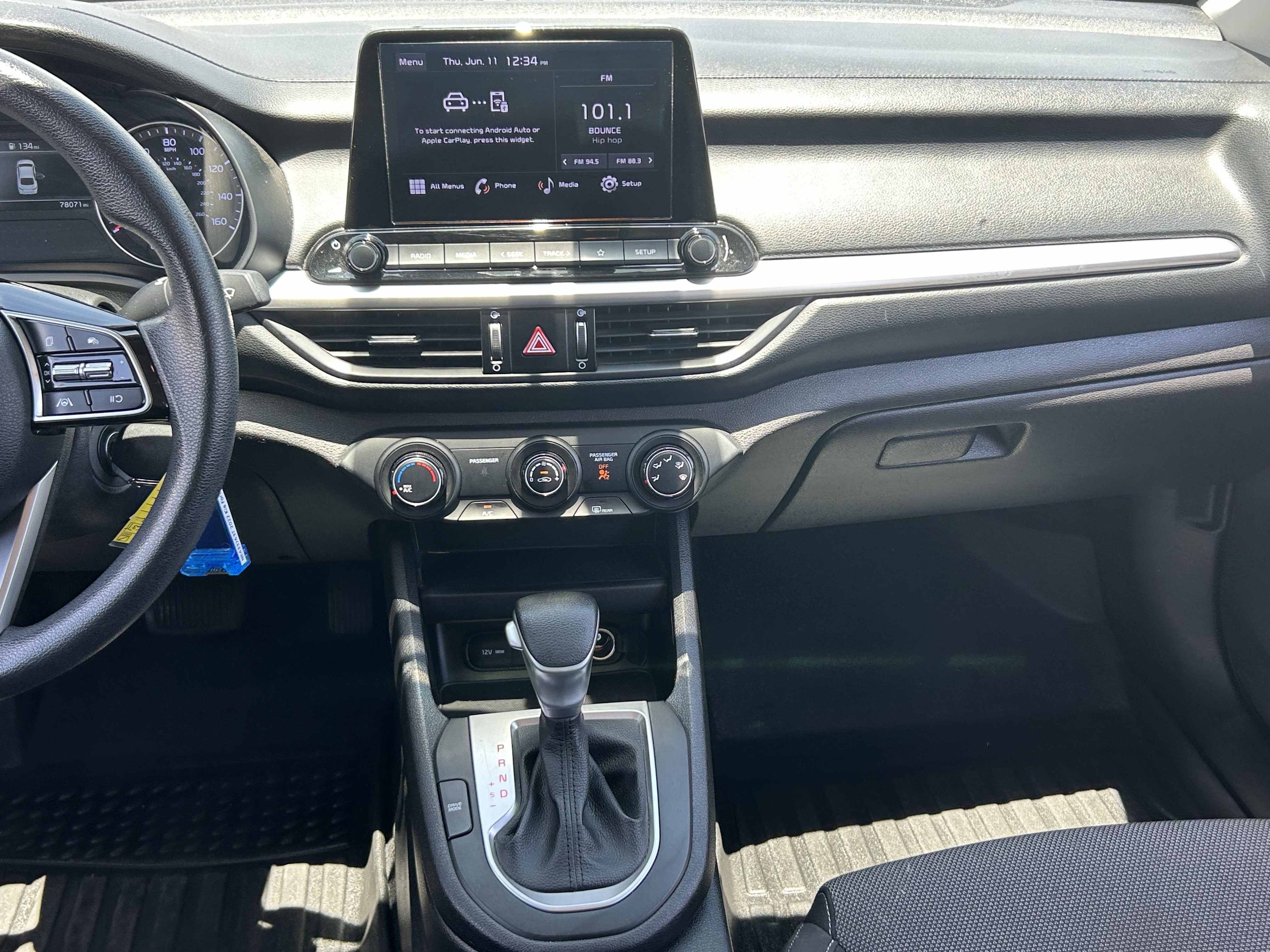 2022 Kia FORTE LXS - Photo 16