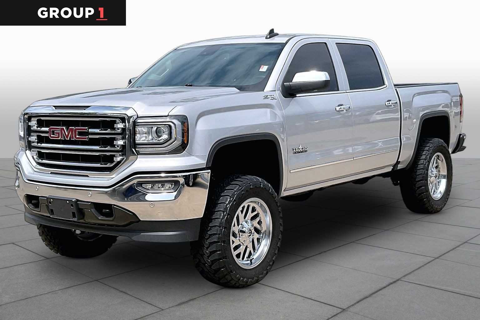 Used 2018 Quicksilver Metallic GMC SLT image 1