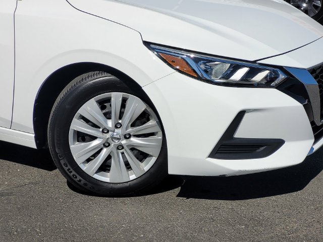 Used 2021 White Nissan S image 9