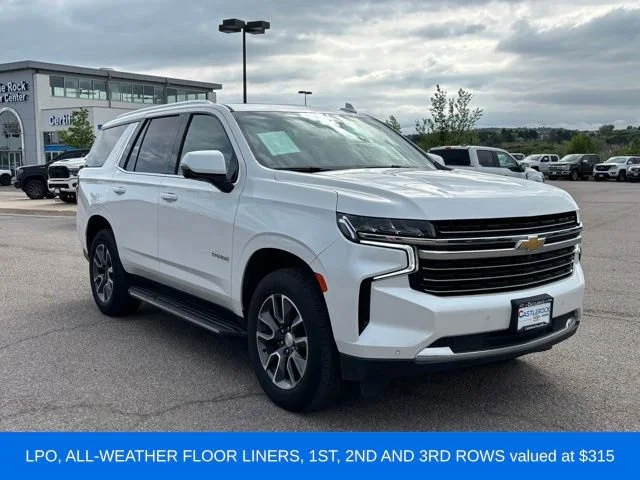 Used 2023 Iridescent Pearl Tricoat Chevrolet LT image 9