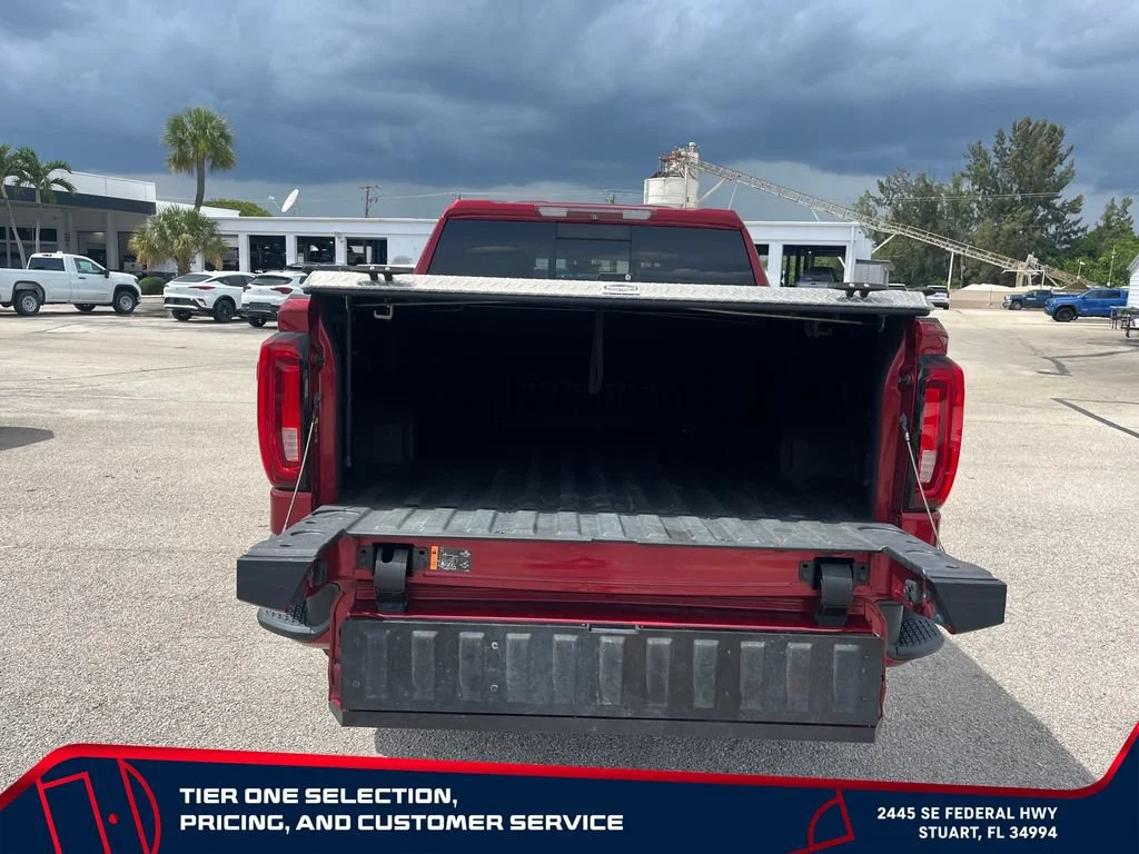Used 2019 RED QUARTZ TINTCOAT GMC Denali image 10