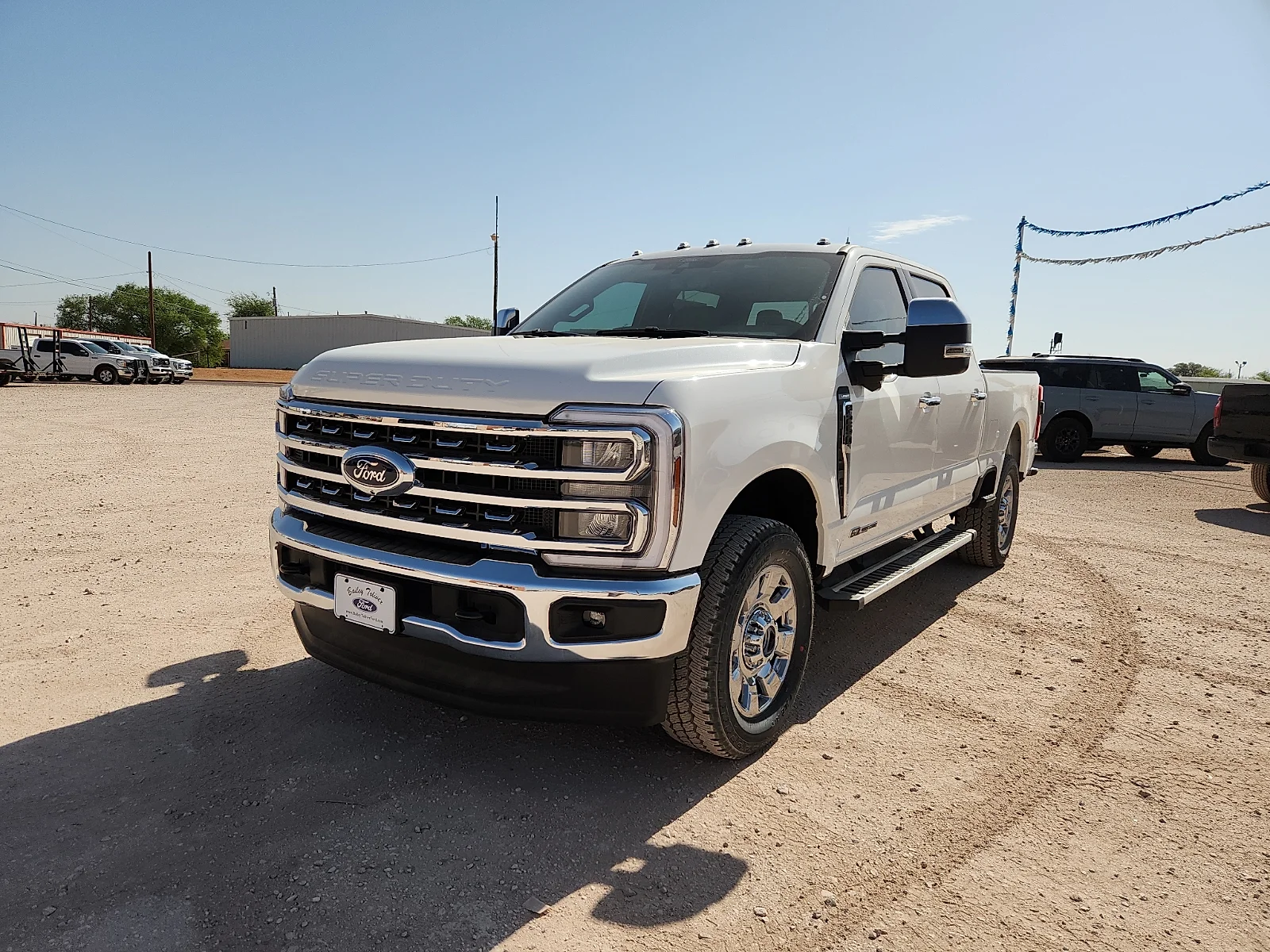 New 2026 Star White Metallic Tri-Coat Ford F-250® Lariat® image 3