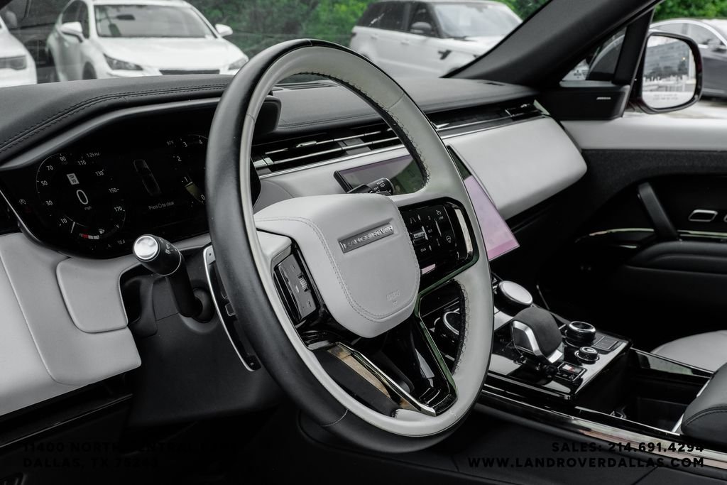 Used 2023 Firenze Red Metallic Land Rover SE Dynamic image 19