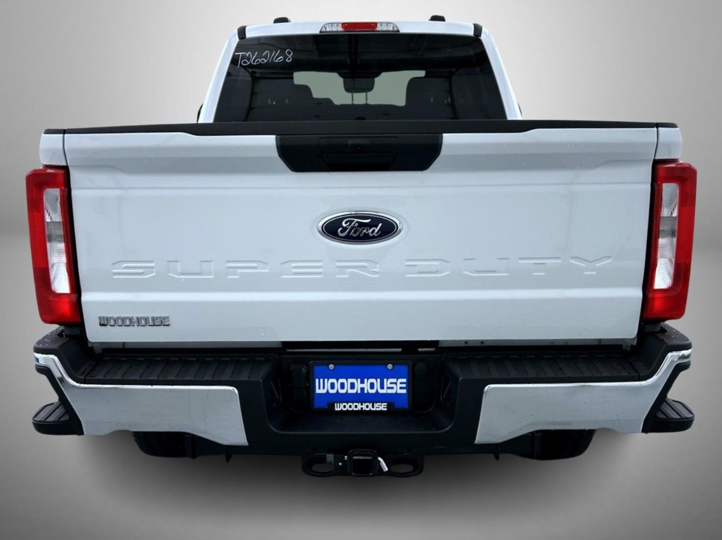 New 2026 Oxford White Ford XLT image 6