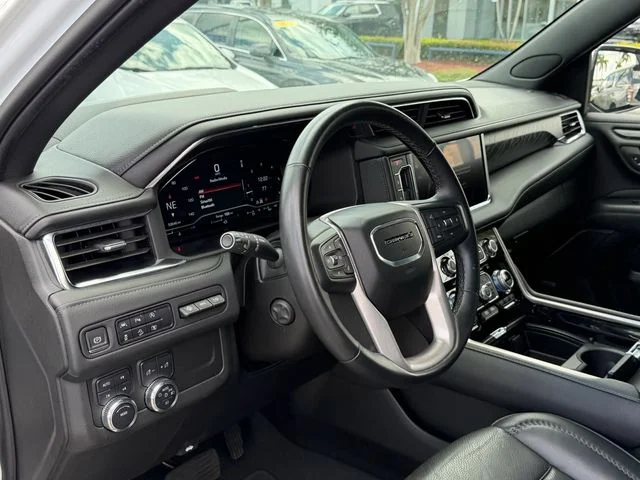 Used 2023 White GMC Denali image 12