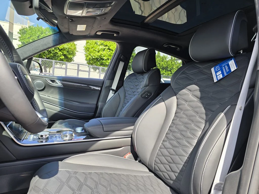 New 2026 Silver Genesis 3.5T e-SC image 23