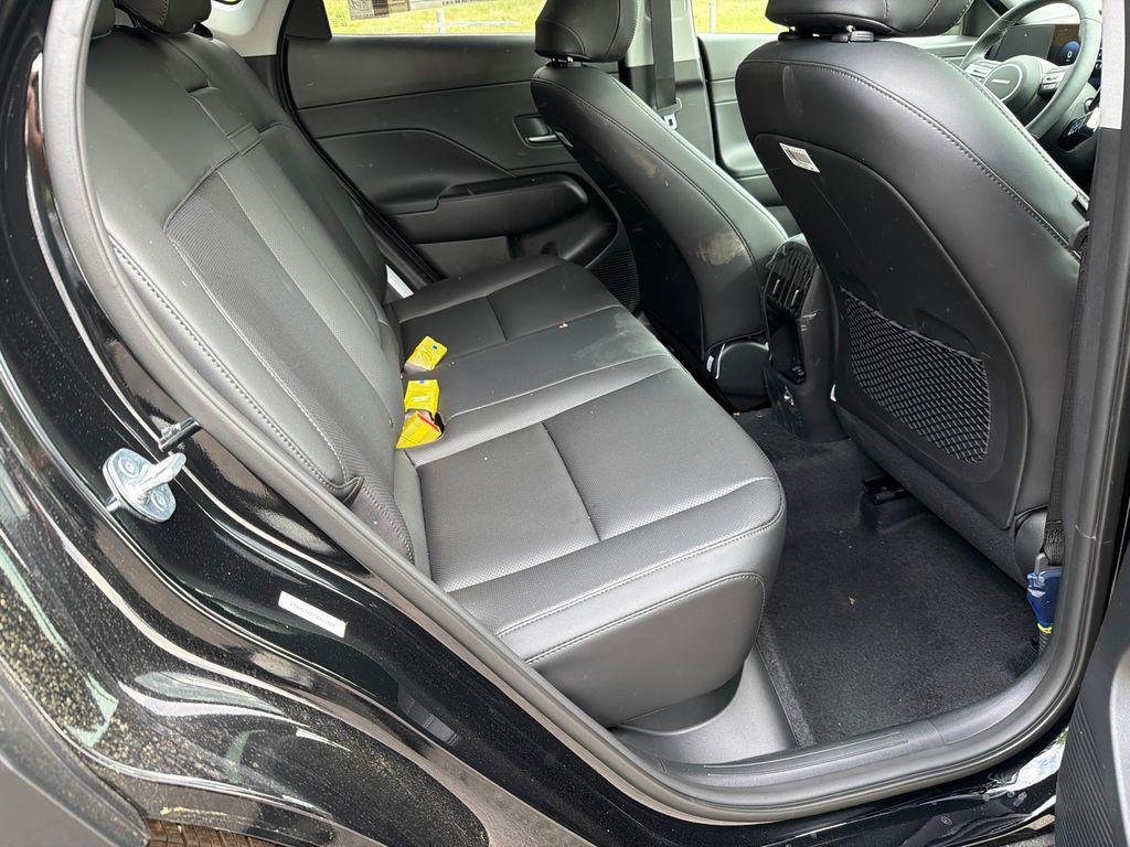 New 2026 Black Hyundai Limited FWD image 15