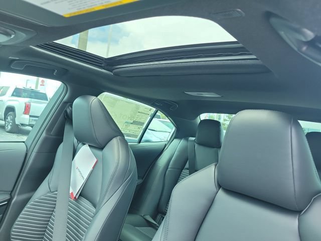 Used 2026  Toyota XSE image 16