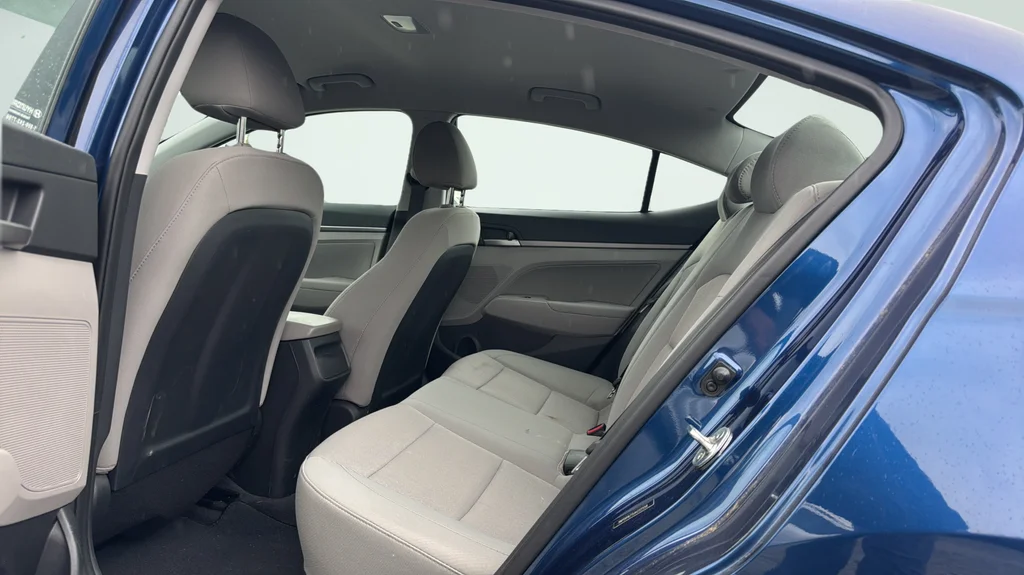 Used 2018 Blue Hyundai SEL image 15