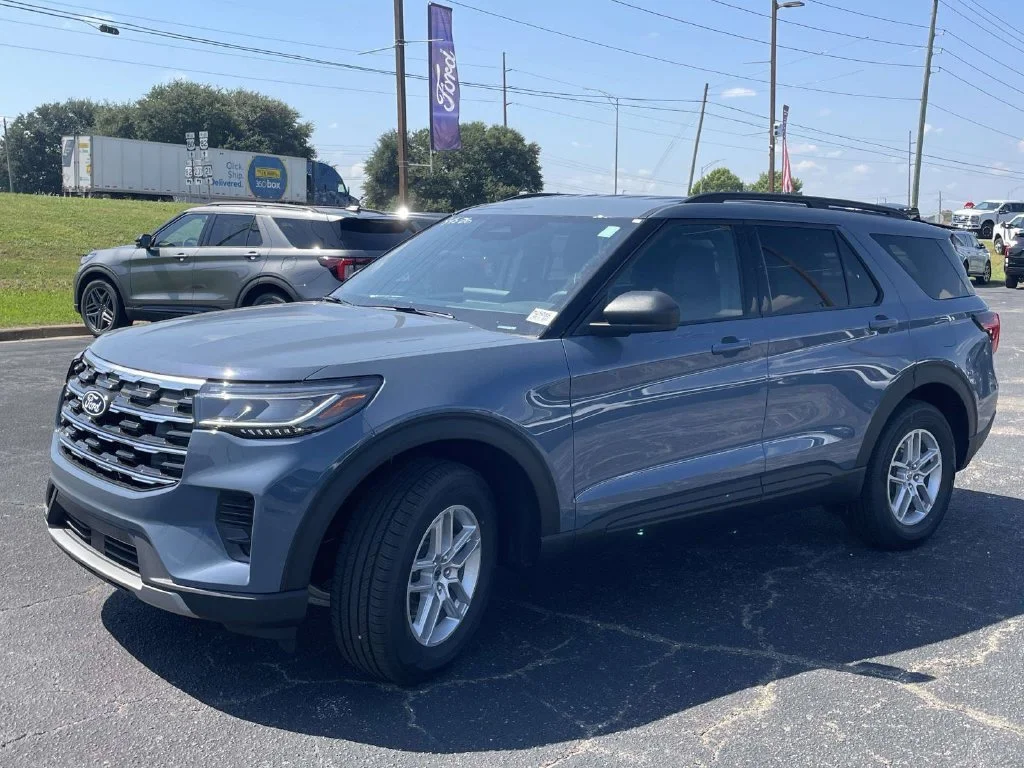 New 2027 Blue Ford Active image 7