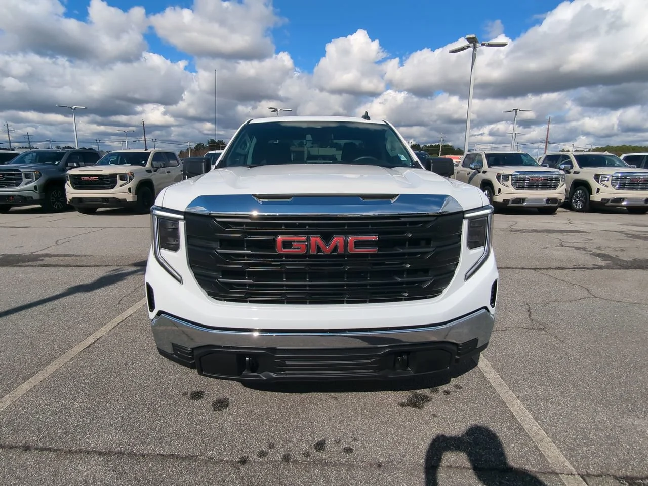 2026 GMC Sierra 1500 Pro - Photo 8