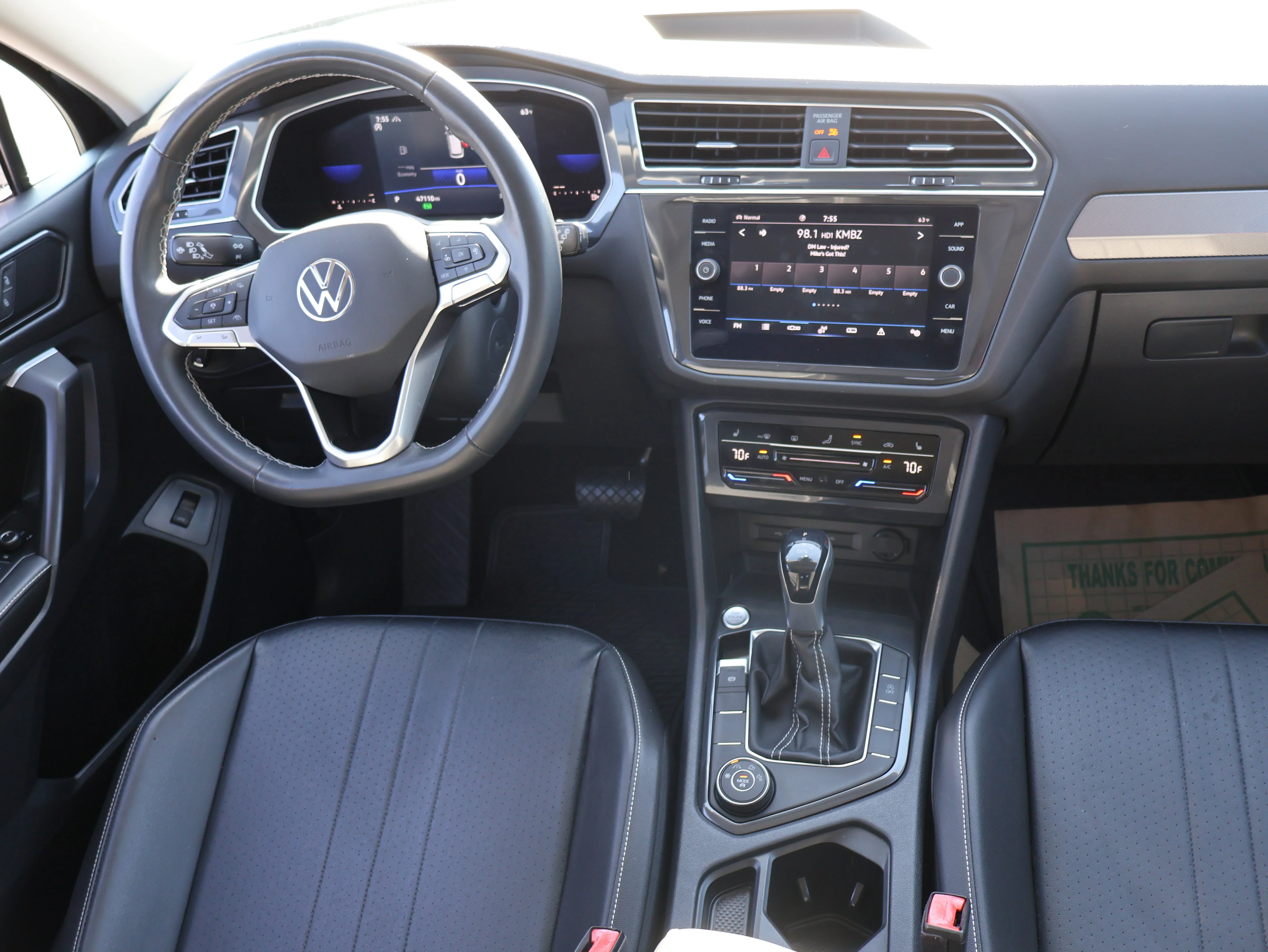 2022 Volkswagen Tiguan SE - Photo 13
