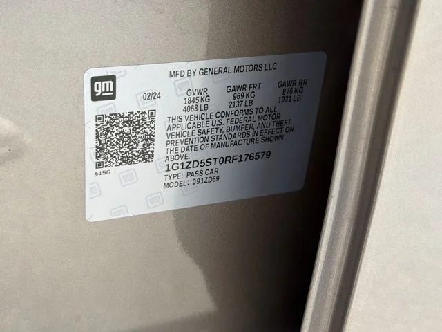 Used 2024 Gray Chevrolet LT image 30