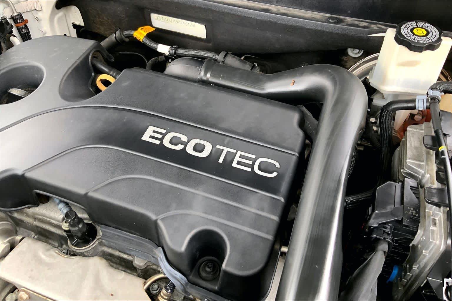 Used 2019 Summit White Chevrolet LT image 27