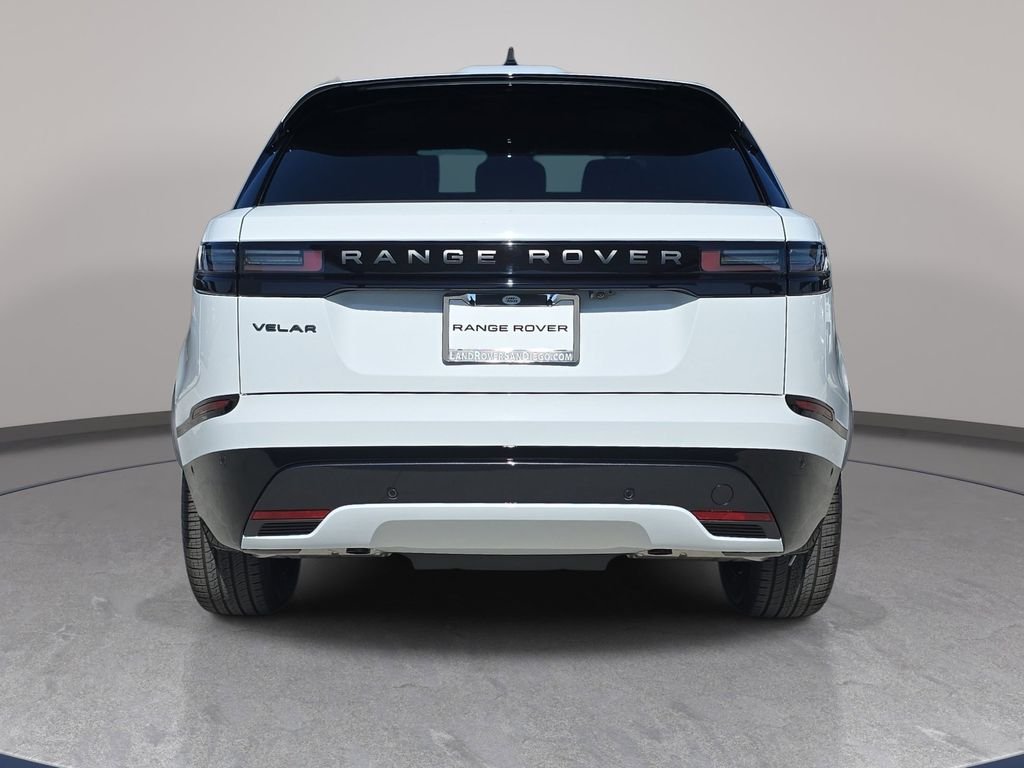 New 2026 Fuji White Land Rover Dynamic SE image 6