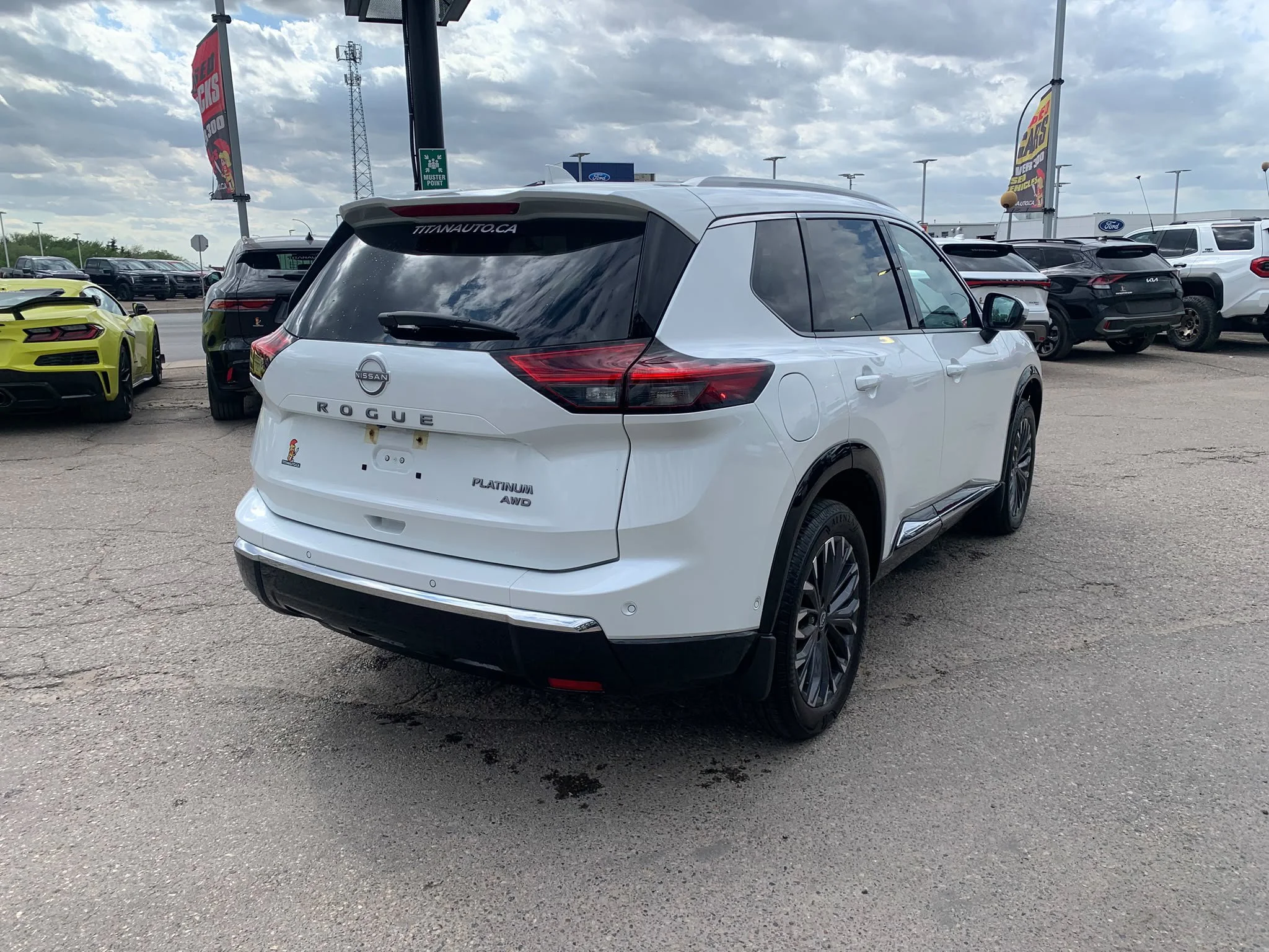 Certified Used 2024 Everest White Pearl Tricoat Nissan Platinum AWD*Adaptive Cruise | Remote Start | Nav | 360 Cam | Htd Leather | Pano Roof | Htd Wheel image 13