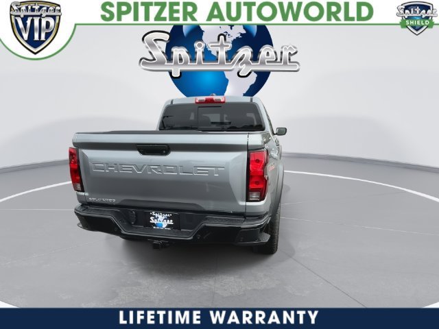 2026 Chevrolet Colorado photo 13 of 41