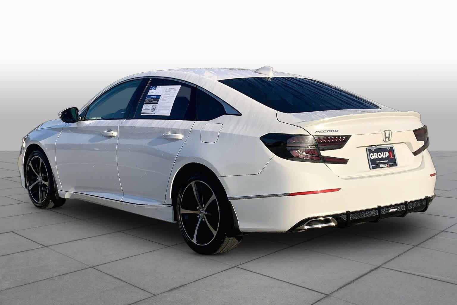 Used 2018 Platinum White Pearl Honda EX 1.5T image 11