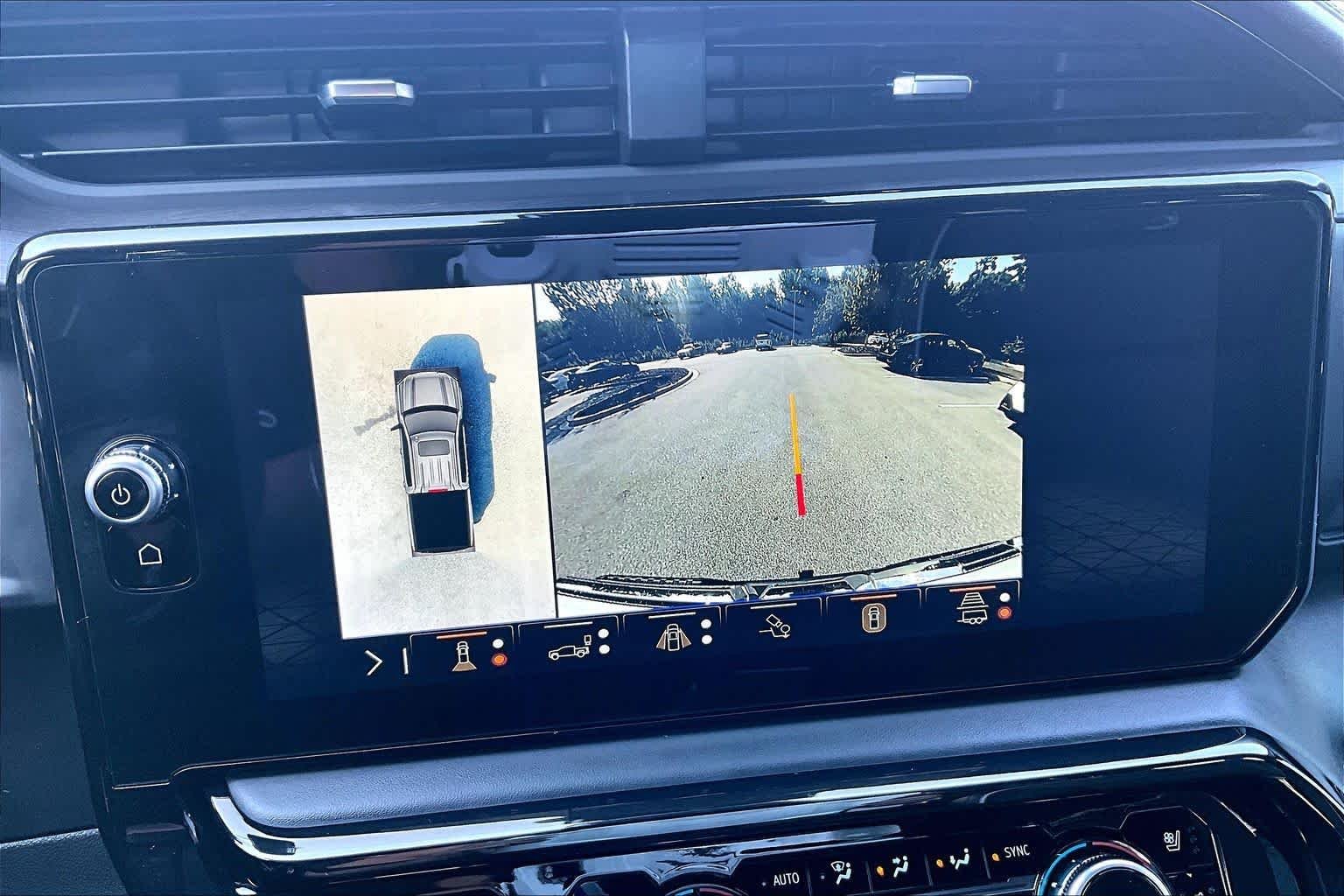 Used 2025 Summit White GMC AT4X image 30