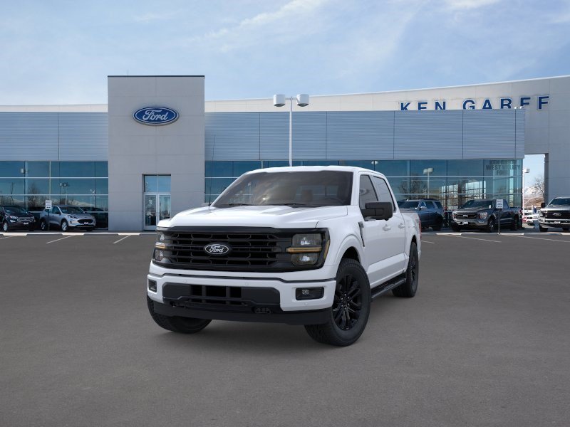 New 2026 Oxford White Ford XLT image 2